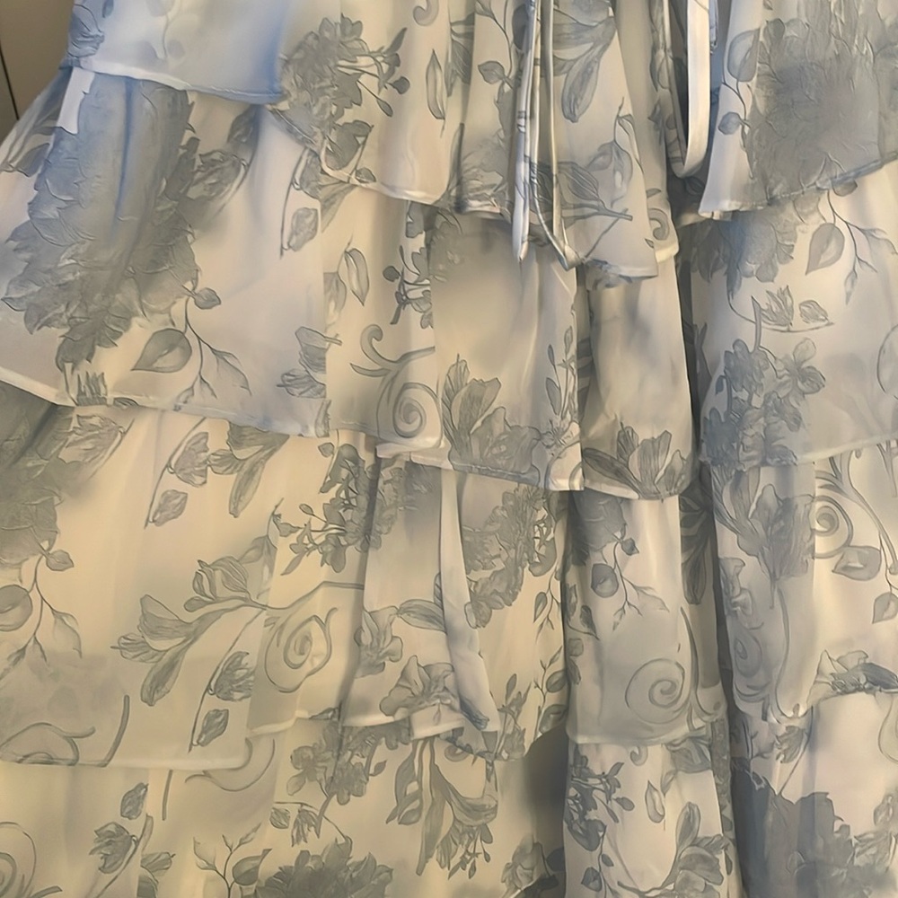 Size 4 White and dusty blue ruffle maxi dress - Picture 9 of 10